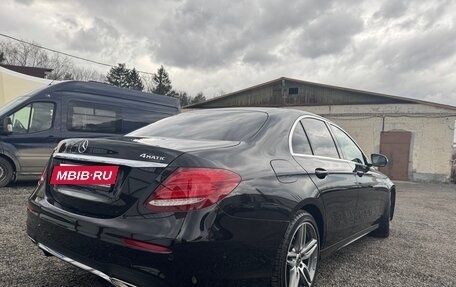 Mercedes-Benz E-Класс, 2019 год, 4 100 000 рублей, 5 фотография