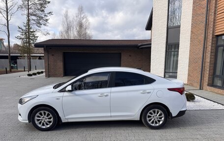 Hyundai Solaris II рестайлинг, 2020 год, 1 950 000 рублей, 3 фотография