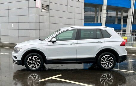 Volkswagen Tiguan II, 2018 год, 1 979 000 рублей, 4 фотография