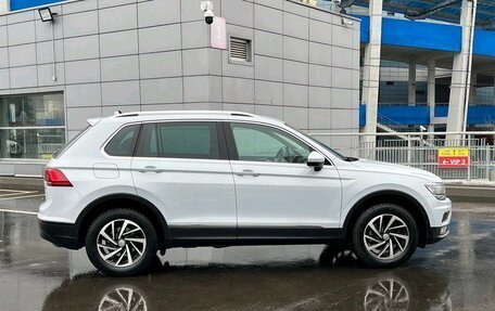 Volkswagen Tiguan II, 2018 год, 1 979 000 рублей, 8 фотография