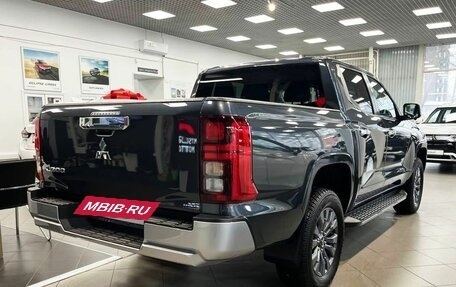 Mitsubishi L200, 2024 год, 5 999 000 рублей, 7 фотография