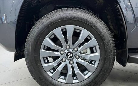 Mitsubishi L200, 2024 год, 5 999 000 рублей, 25 фотография