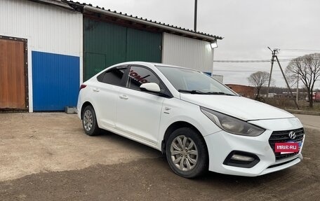 Hyundai Solaris II рестайлинг, 2019 год, 950 000 рублей, 4 фотография