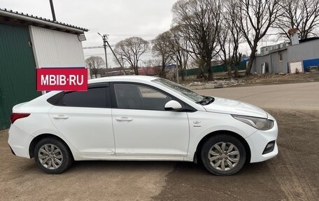 Hyundai Solaris II рестайлинг, 2019 год, 950 000 рублей, 5 фотография