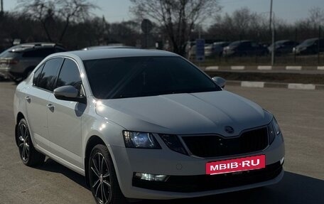 Skoda Octavia, 2018 год, 1 300 000 рублей, 2 фотография