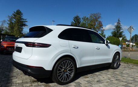 Porsche Cayenne III, 2022 год, 8 737 000 рублей, 5 фотография