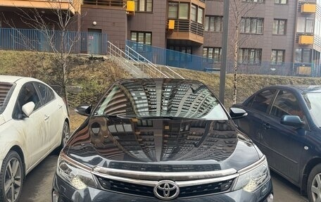 Toyota Camry, 2017 год, 2 600 000 рублей, 1 фотография