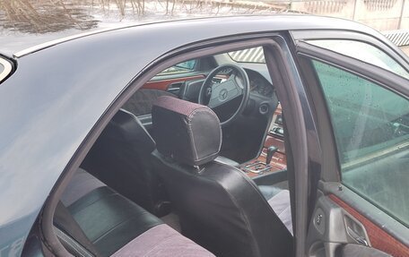Mercedes-Benz E-Класс, 1998 год, 350 000 рублей, 8 фотография