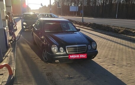 Mercedes-Benz E-Класс, 1998 год, 350 000 рублей, 11 фотография