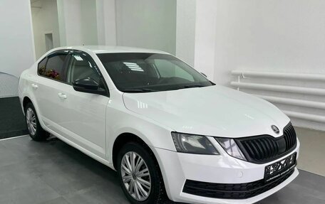 Skoda Octavia, 2017 год, 1 170 000 рублей, 3 фотография