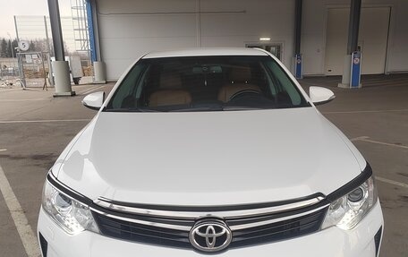 Toyota Camry, 2017 год, 2 700 000 рублей, 1 фотография