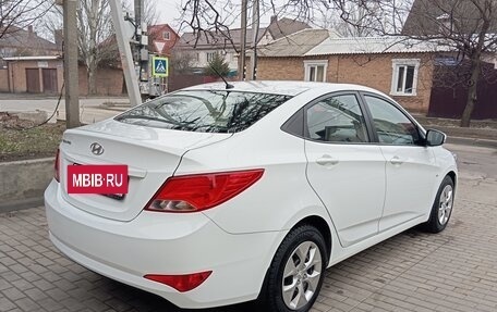 Hyundai Solaris II рестайлинг, 2016 год, 1 270 000 рублей, 10 фотография
