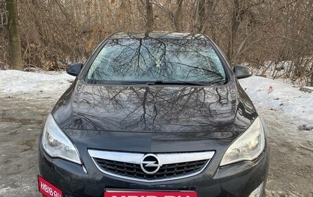 Opel Astra J, 2011 год, 750 000 рублей, 7 фотография