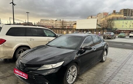 Toyota Camry, 2018 год, 2 800 000 рублей, 8 фотография