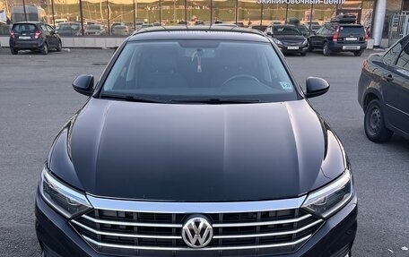 Volkswagen Jetta VII, 2018 год, 1 800 000 рублей, 2 фотография