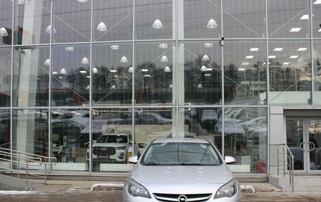 Opel Astra J, 2015 год, 1 120 000 рублей, 2 фотография