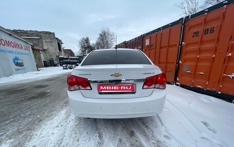 Chevrolet Cruze II, 2012 год, 800 000 рублей, 6 фотография