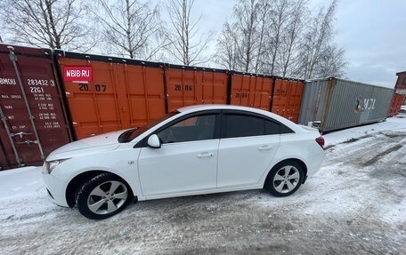 Chevrolet Cruze II, 2012 год, 800 000 рублей, 3 фотография