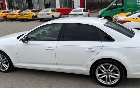 Audi A4, 2018 год, 2 900 000 рублей, 8 фотография
