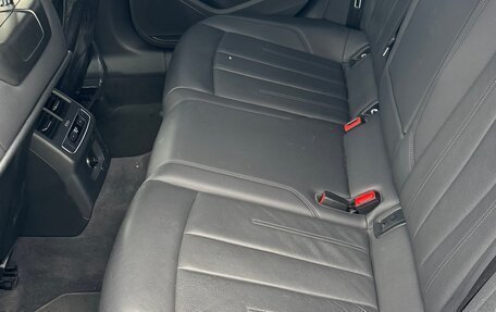 Audi A4, 2018 год, 2 900 000 рублей, 13 фотография