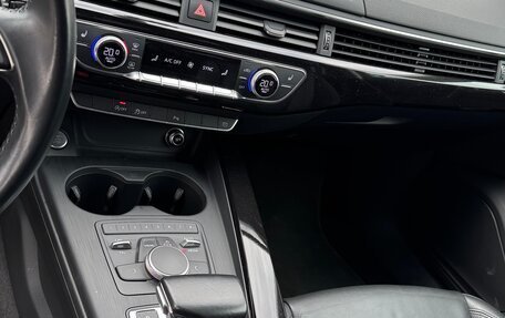 Audi A4, 2018 год, 2 900 000 рублей, 14 фотография