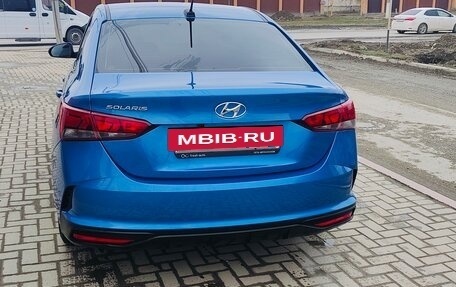 Hyundai Solaris II рестайлинг, 2021 год, 1 450 000 рублей, 11 фотография