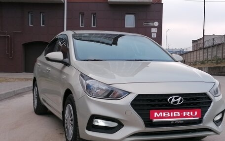 Hyundai Solaris II рестайлинг, 2019 год, 1 355 000 рублей, 2 фотография