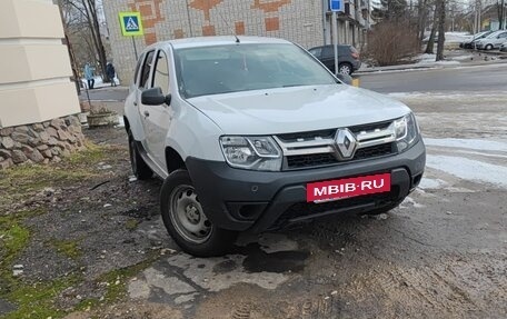 Renault Duster I рестайлинг, 2017 год, 980 000 рублей, 6 фотография