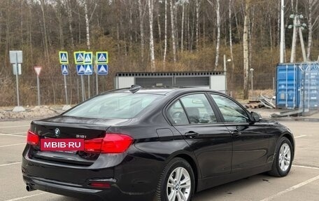 BMW 3 серия, 2018 год, 1 900 000 рублей, 4 фотография