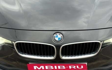 BMW 3 серия, 2018 год, 1 900 000 рублей, 22 фотография