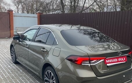 Toyota Corolla, 2019 год, 2 300 000 рублей, 5 фотография