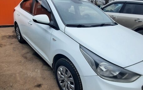 Hyundai Solaris II рестайлинг, 2018 год, 957 000 рублей, 4 фотография