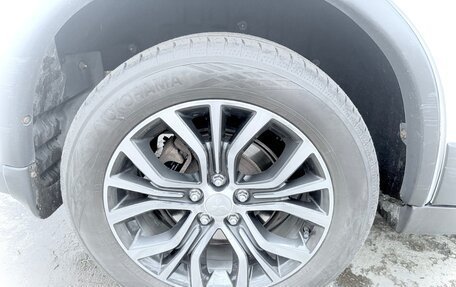 Mitsubishi Outlander III рестайлинг 3, 2015 год, 1 510 000 рублей, 7 фотография