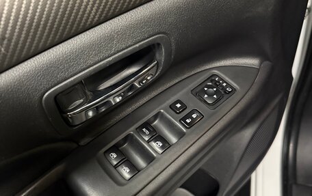 Mitsubishi Outlander III рестайлинг 3, 2015 год, 1 510 000 рублей, 14 фотография