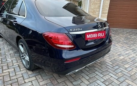 Mercedes-Benz E-Класс, 2020 год, 4 200 000 рублей, 3 фотография