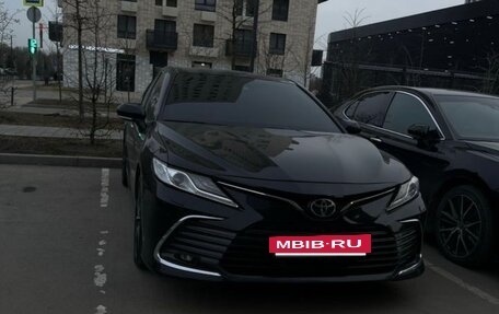 Toyota Camry, 2018 год, 2 800 000 рублей, 2 фотография