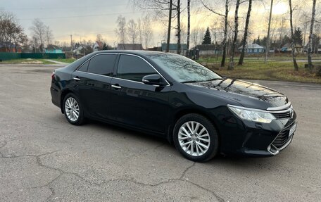 Toyota Camry, 2015 год, 2 370 000 рублей, 2 фотография