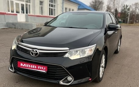 Toyota Camry, 2015 год, 2 370 000 рублей, 6 фотография