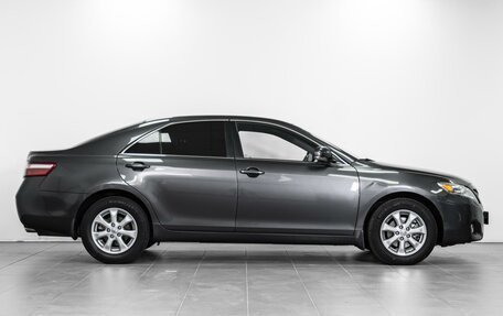 Toyota Camry, 2011 год, 1 689 000 рублей, 5 фотография