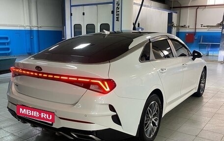 KIA K5, 2021 год, 2 700 000 рублей, 4 фотография