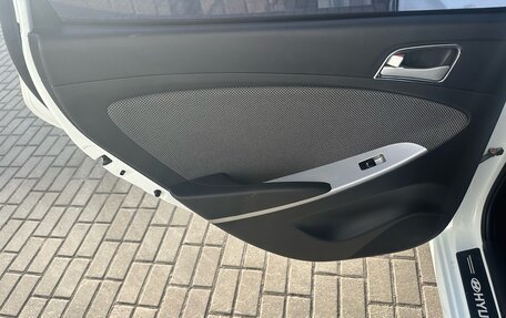 Hyundai Solaris II рестайлинг, 2013 год, 820 000 рублей, 18 фотография