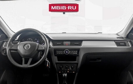 Skoda Rapid I, 2017 год, 1 175 000 рублей, 14 фотография