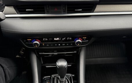 Mazda 6, 2019 год, 2 370 000 рублей, 13 фотография