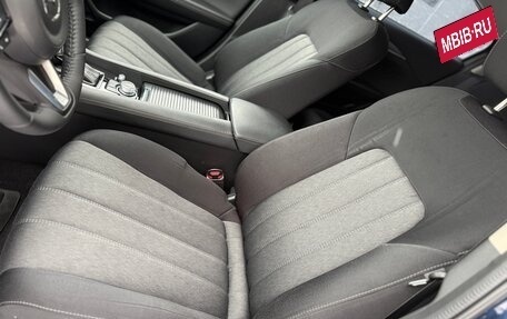 Mazda 6, 2019 год, 2 370 000 рублей, 14 фотография