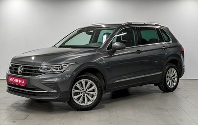 Volkswagen Tiguan II, 2021 год, 3 690 000 рублей, 1 фотография