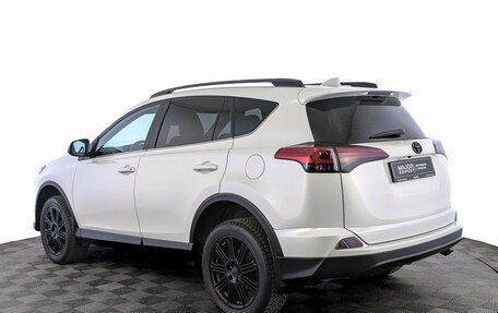 Toyota RAV4, 2017 год, 2 050 000 рублей, 7 фотография