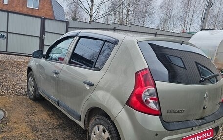 Renault Sandero I, 2013 год, 650 000 рублей, 1 фотография