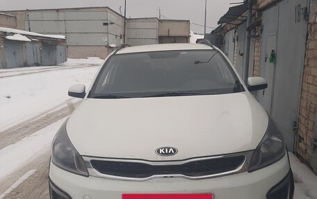 KIA Rio IV, 2018 год, 1 402 000 рублей, 2 фотография