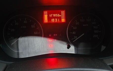 Renault Sandero I, 2013 год, 650 000 рублей, 11 фотография