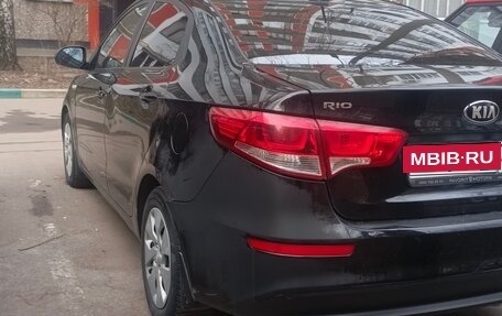 KIA Rio III рестайлинг, 2017 год, 1 000 000 рублей, 14 фотография